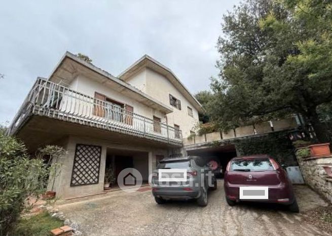 Appartamento in residenziale in Via Cesare Pascarella