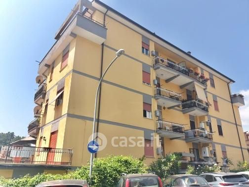 Appartamento in residenziale in Via Eugenio Azimonti