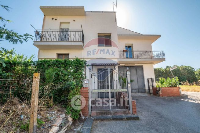 Casa indipendente in residenziale in Via Domenico Tempio 35