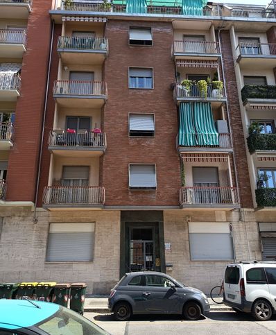 Appartamento in residenziale in Via Mombarcaro 46