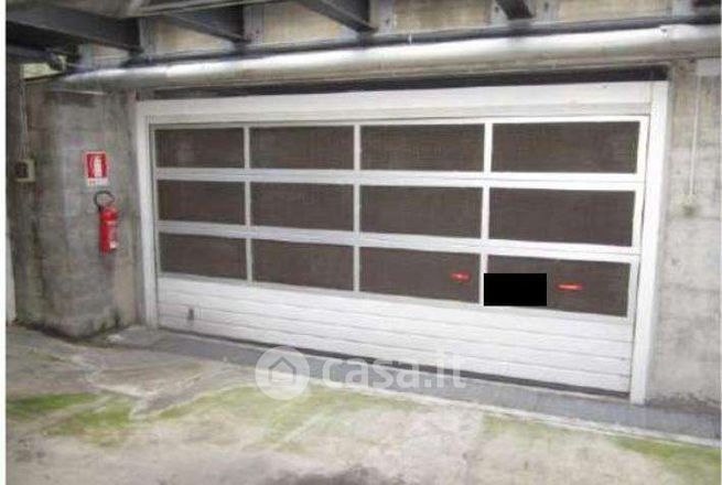 Garage/posto auto in residenziale in Via Torriani