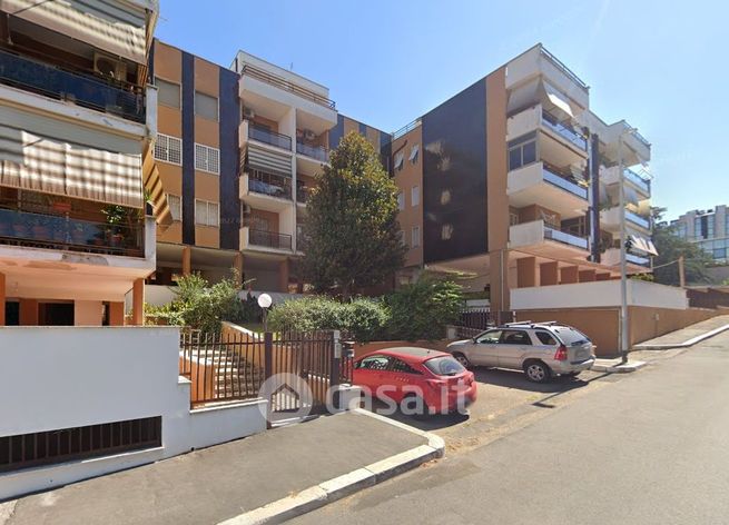 Appartamento in residenziale in Via Ambrogio Fusinieri 48