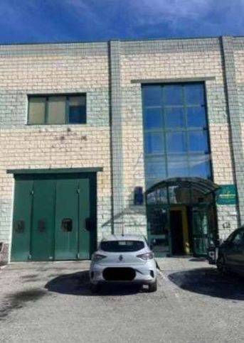Ufficio in commerciale in Via Ettore Bignone