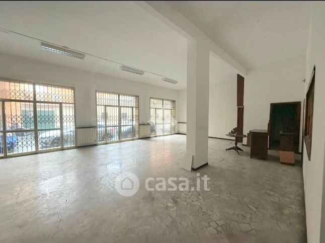Capannone in commerciale in Via Monterotondo 14