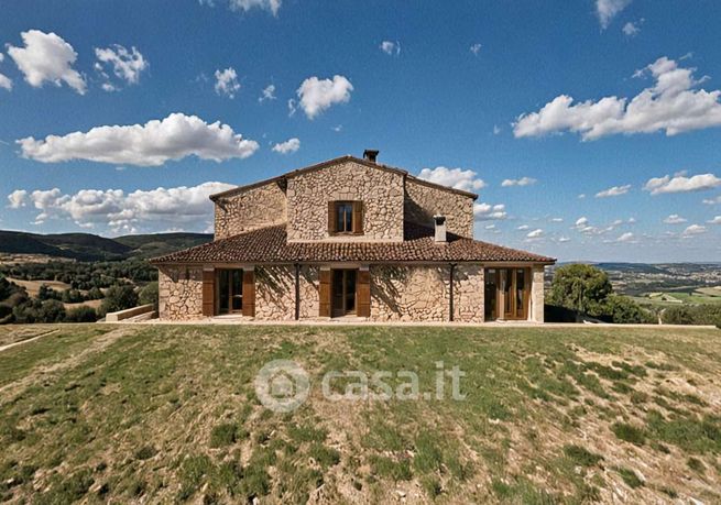 Rustico/casale in residenziale in Vocabolo Poggiola