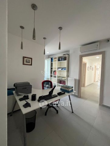 Ufficio in commerciale in Piazza Eritrea 3