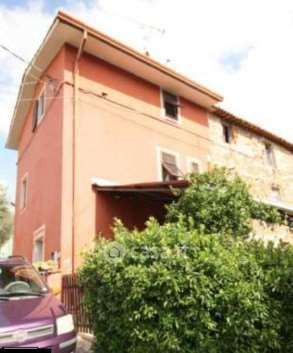 Appartamento in residenziale in Via del Vignone 125 A