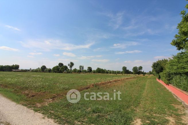 Terreno agricolo in commerciale in Via Bressan