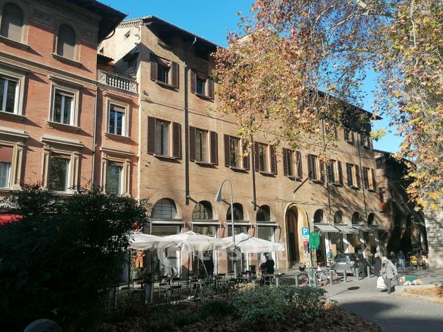 Appartamento in residenziale in Piazza Minghetti 3