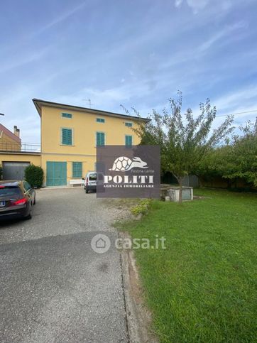Casa indipendente in residenziale in SP6 191-171