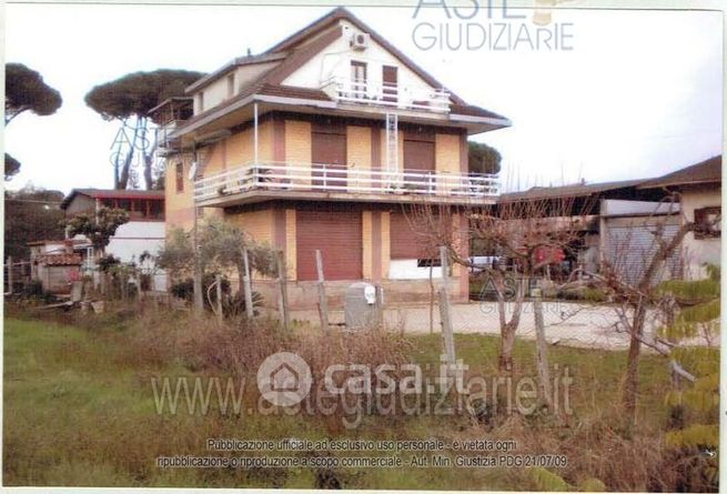 Appartamento in residenziale in Via NETTUNENSE 304
