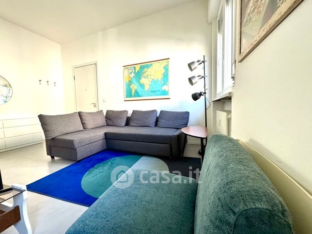 Appartamento in residenziale in Via Camillo Rondani 1