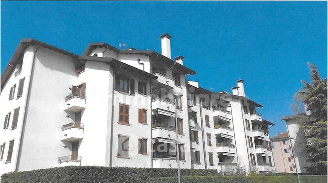 Appartamento in residenziale in Via Liguria 160
