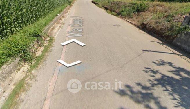 Capannone in commerciale in Via Cese I
