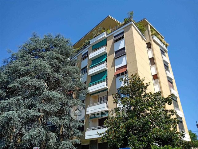 Appartamento in residenziale in Via Giosuè Carducci 12