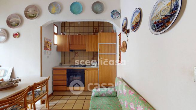 Appartamento in residenziale in Via Venero 156