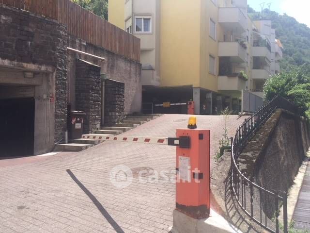 Garage/posto auto in residenziale in Via Castel Flavon