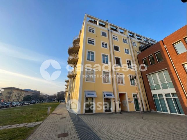 Ufficio in commerciale in Via Giuseppe Mazzini 4