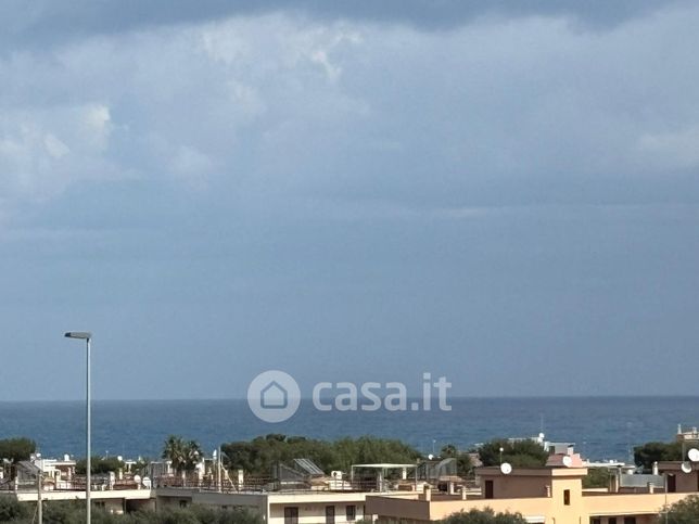 Villetta a schiera in residenziale in Via T. Avezzano Comes 45