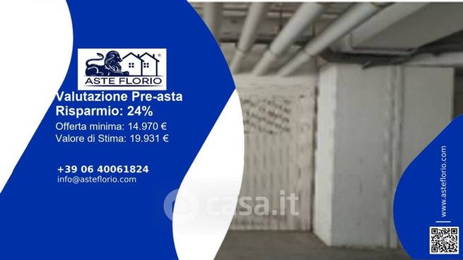 Box/posto auto in residenziale in Via Nelson Mandela