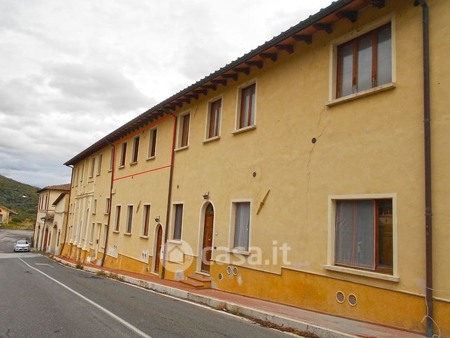 Appartamento in residenziale in Strada Provinciale della Badia di Sant'Antimo