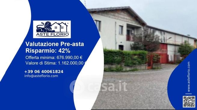 Capannone in commerciale in Via Stadio