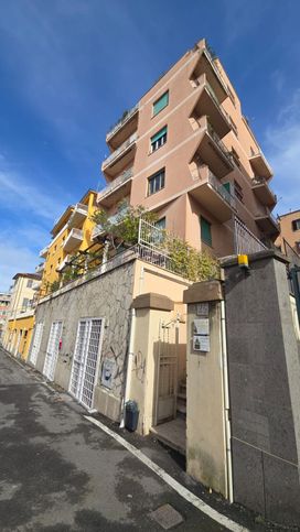 Appartamento in residenziale in Salita di Monte del Gallo 25