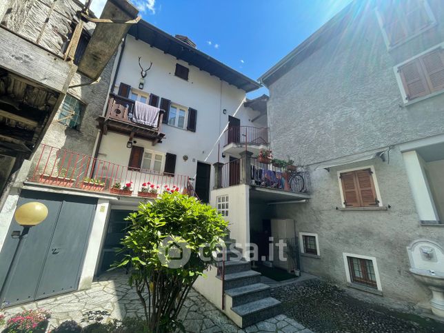 Appartamento in residenziale in Via Faedo