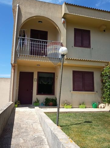 Villetta a schiera in residenziale in Via Giuseppe Saragat 23