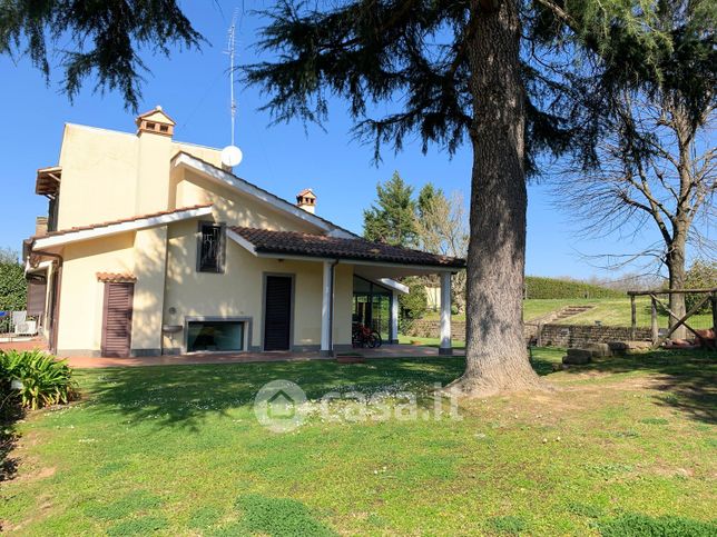 Villetta a schiera in residenziale in Largo Olgiata