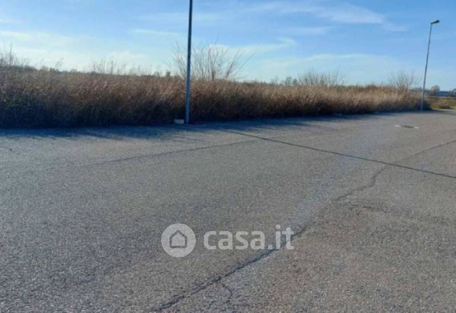 Terreno agricolo in commerciale in Via Pietro Nenni