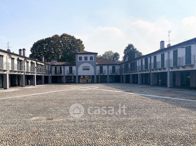 Appartamento in residenziale in Piazza della Rinascente 22