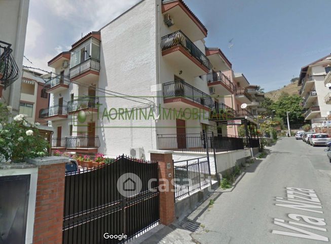 Garage/posto auto in residenziale in Via Nizza 10