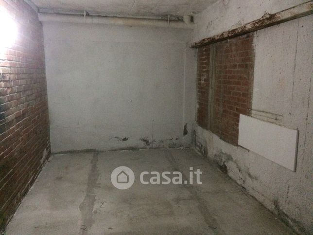 Box/posto auto in residenziale in Via Fiorentina 55