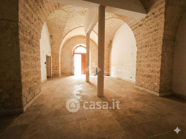 Casa indipendente in residenziale in Piazza Vittorio Emanuele III 1