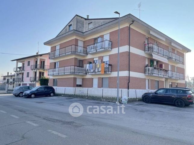 Garage/posto auto in residenziale in Via Emanuele Filiberto