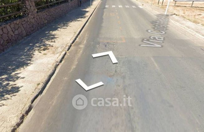 Ufficio in commerciale in Via Costituente