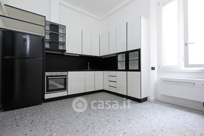 Appartamento in residenziale in Via Modena 32