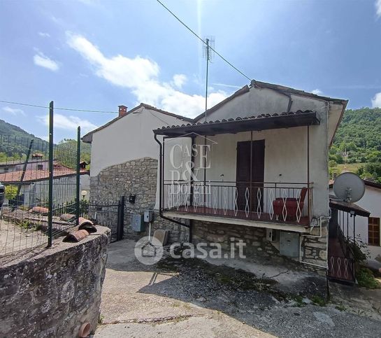 Casa bi/trifamiliare in residenziale in Strada Provinciale 7 22