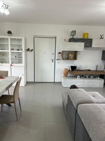 Appartamento in residenziale in Via Paolo Riverso