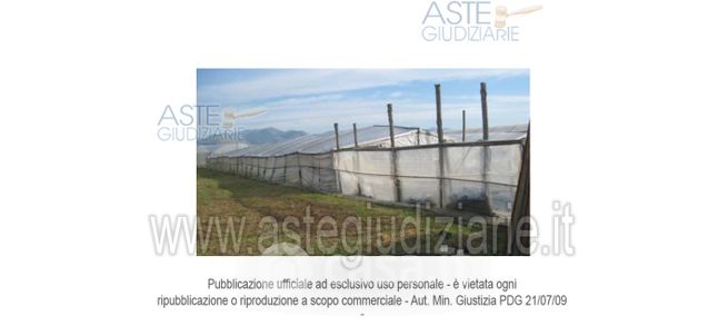 Terreno agricolo in commerciale in 