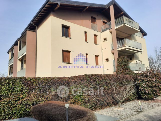 Appartamento in residenziale in Via don Alberto L. Villa