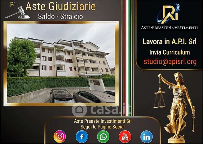 Appartamento in residenziale in Via V. Alfieri 36