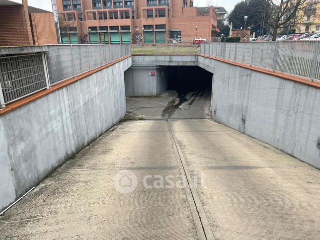 Garage/posto auto in residenziale in Via Silvestro Lega