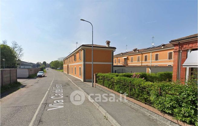 Garage/posto auto in residenziale in Via CÃ  del Ferro 35