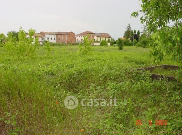 Terreno edificabile in residenziale in Strada Acqui