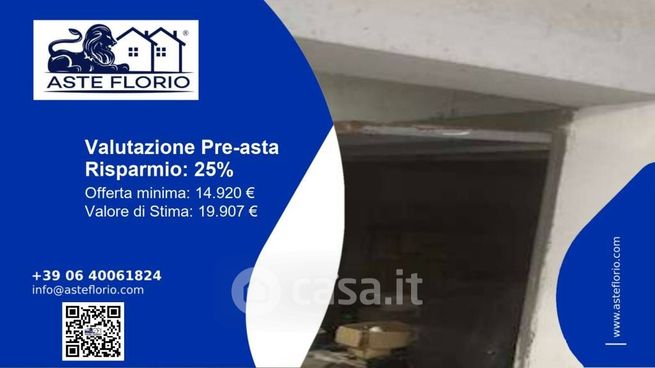 Box/posto auto in residenziale in Via Gaetano Morelli 1