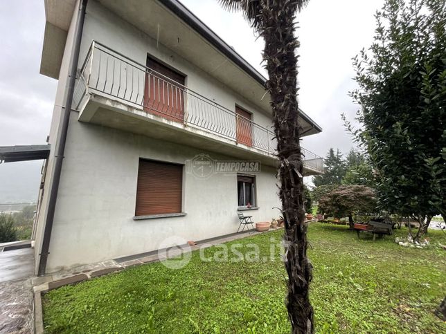 Appartamento in residenziale in Via Como 72