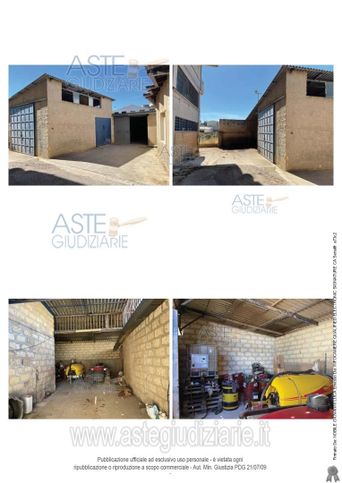 Garage/posto auto in residenziale in Strada Forcone 169