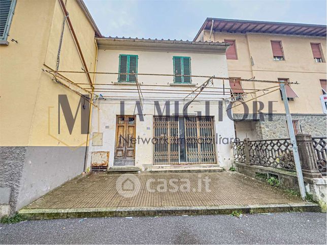 Casa indipendente in residenziale in Via Padre Giovanni Antonelli 166